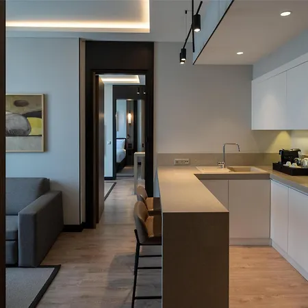 Altunizade Istanbul, Curio Collection By Hilton 5* Provincia di Istanbul