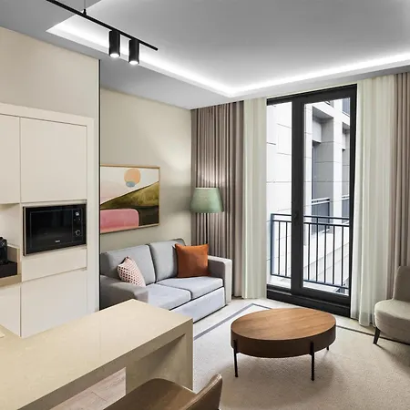 Отель Altunizade Istanbul, Curio Collection By Hilton Стамбул