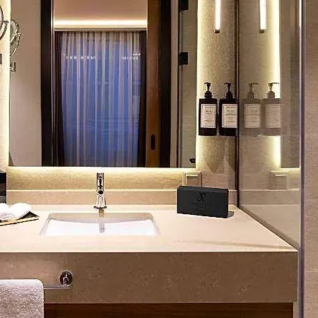 Altunizade Istanbul, Curio Collection By Hilton Hotel