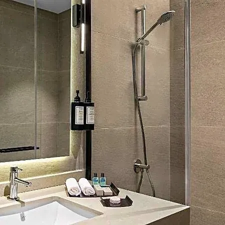 Altunizade Istanbul, Curio Collection By Hilton 5*