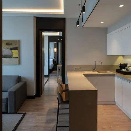 Altunizade Istanbul, Curio Collection By Hilton Hotel 5*