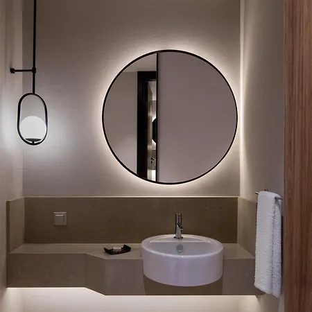 Hotel Altunizade Istanbul, Curio Collection By Hilton 5*